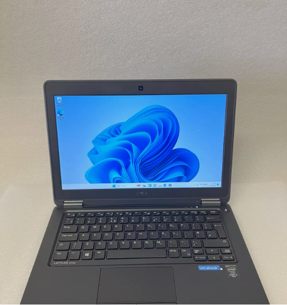 Dell Latitude E7250 Laptop i5 5300U 2.3GHz 8GB 256GB SSD Windows11Pro UltraLight